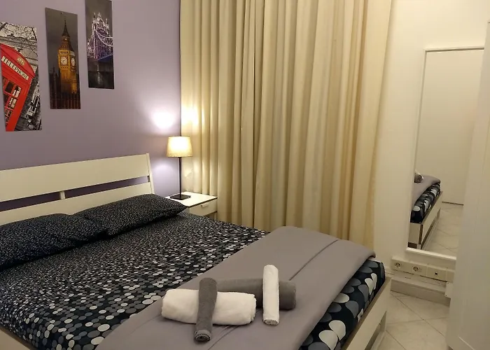 Amoraroma, Economy With Shared Bathrooms 3* Roma