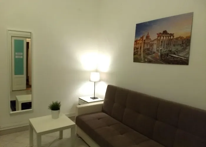 Amoraroma, Economy With Shared Bathrooms 3*
