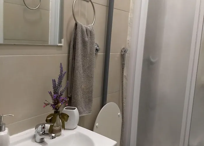 Amoraroma, Economy With Shared Bathrooms Konukevi