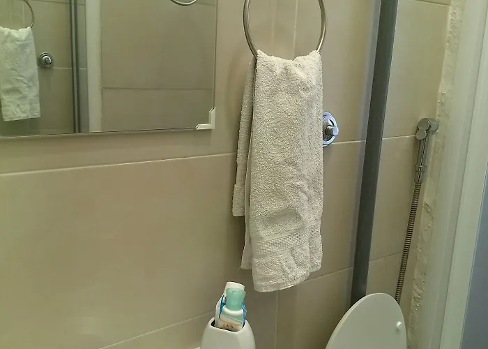 Konukevi Amoraroma, Economy With Shared Bathrooms Roma