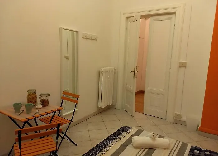 Amoraroma, Economy With Shared Bathrooms Konukevi