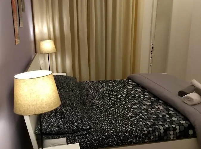 Amoraroma, Economy With Shared Bathrooms 3* Roma