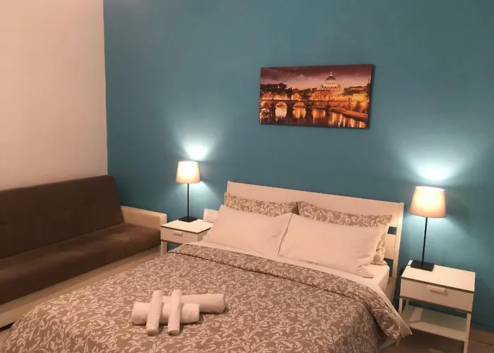 Amoraroma, Economy With Shared Bathrooms Konukevi 3*